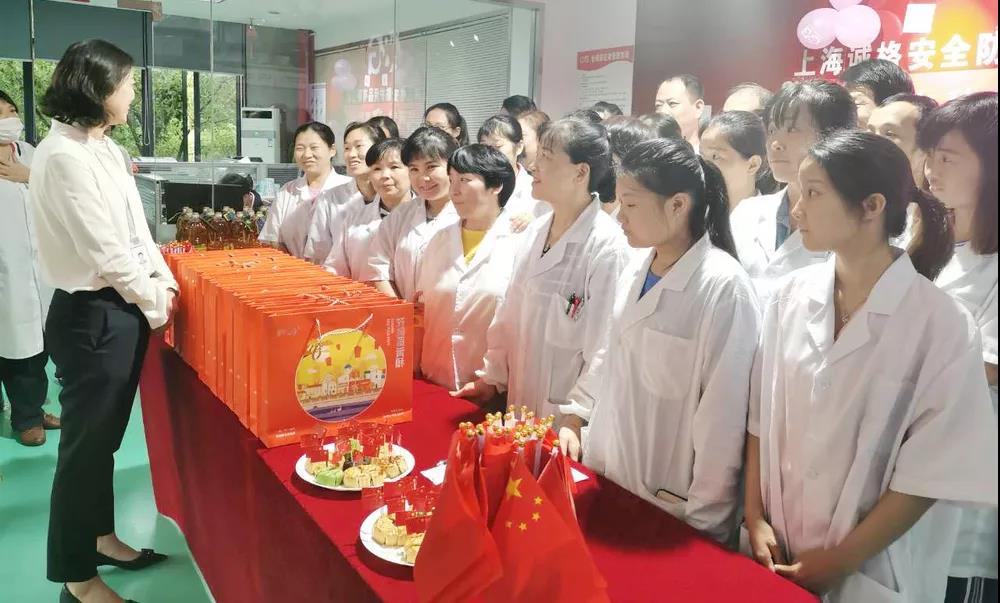 中秋&middot;國(guó)慶-上海工廠一線(xiàn)員工慰問(wèn)行